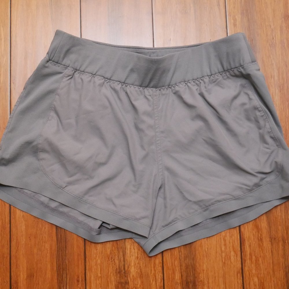 Athleta Grey Run Shorts - Size S - 3" inseam